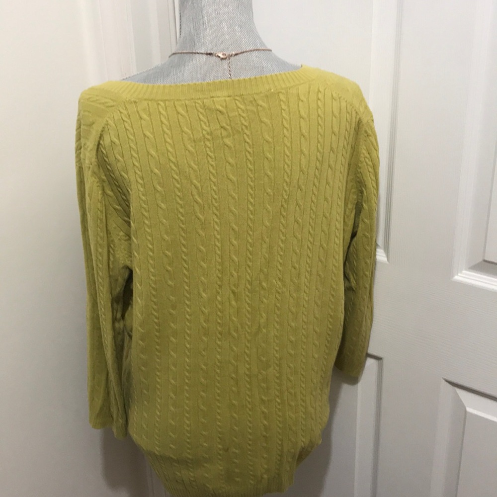 ❤️SOLD❤️Gap Sweater - Picture 4 of 5